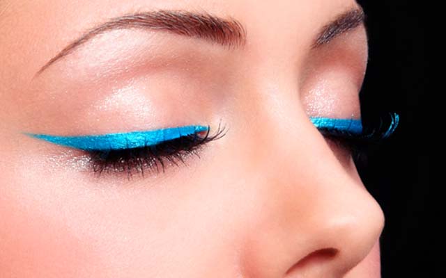 Your Eye make–up is window to your personality!
