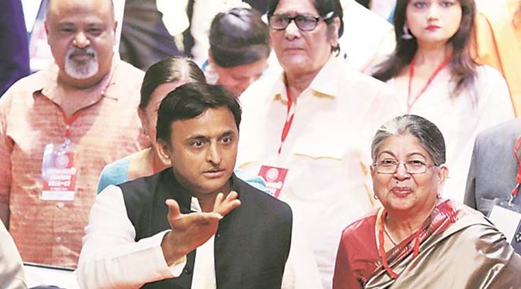 Akhilesh Yadav with Yash Bharti awardee