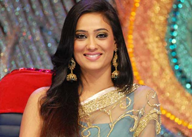 Birthday Bash: Shweta Tiwari Turns a year older!