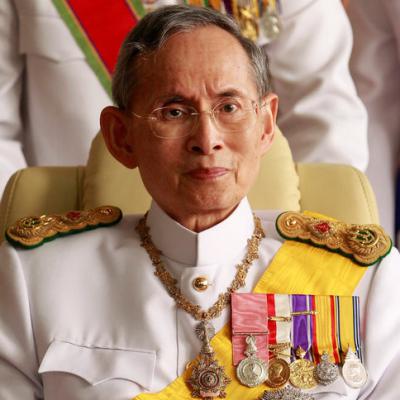 People are running out of black clothes after the death of Thai King
