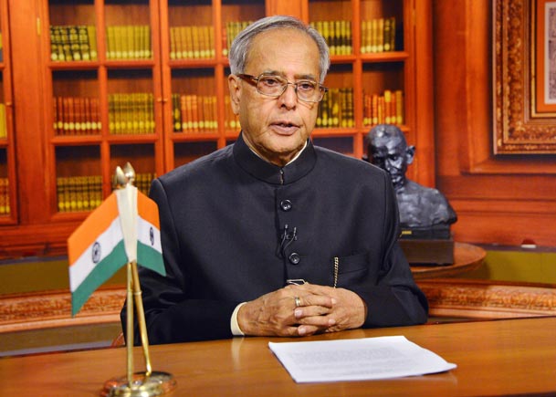 President Pranab Mukherjee promises probe into JNU missing case