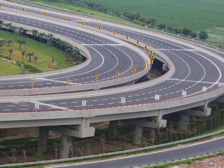 India’s longest expressway to be inaugurated today by Akhilesh Yadav 