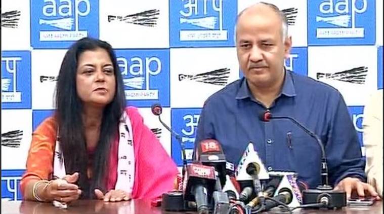 Poonam Azad joins AAP after serving BJP
