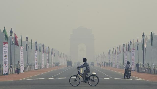Delhi suffers due to pollution, but Union tourism ministry still unaffected