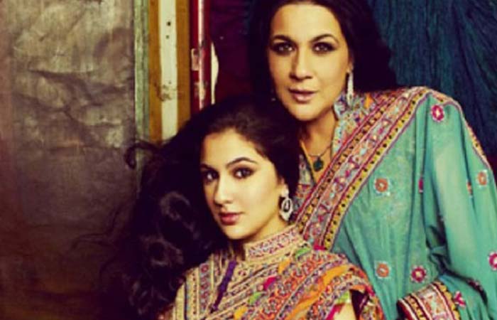 amrita-singh-and-sara-ali-khan