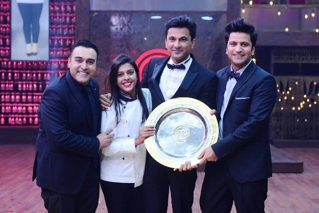 Kirti Bhoutika wins the title of MastetChef 5!