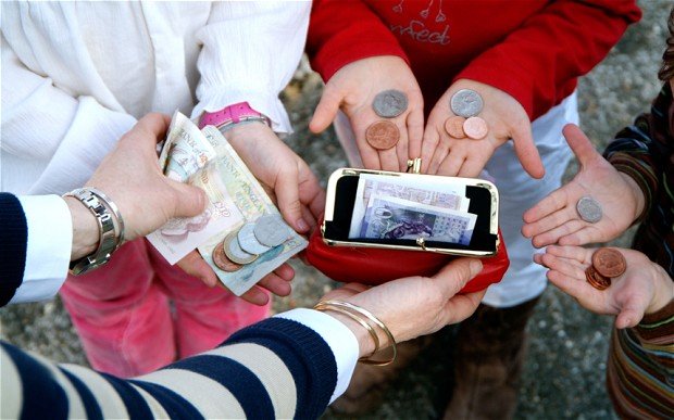 Pocket Money for Kids- The Advantages and Disadvantages