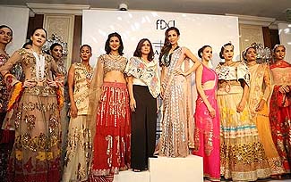 The Grandeur of Indian Couture - One World News