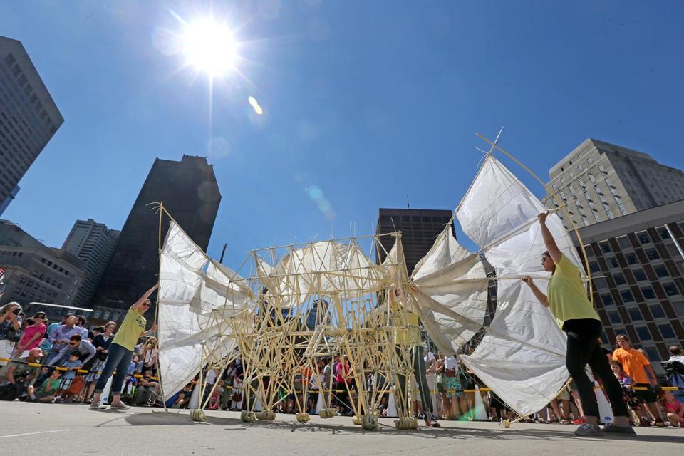 Wind Beasts strutt around Boston