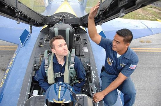 Obama endorses first Gay U.S. Army Secy