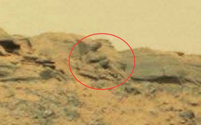 Rover camera captures Buddha statue on Mars!-OneWorldNews