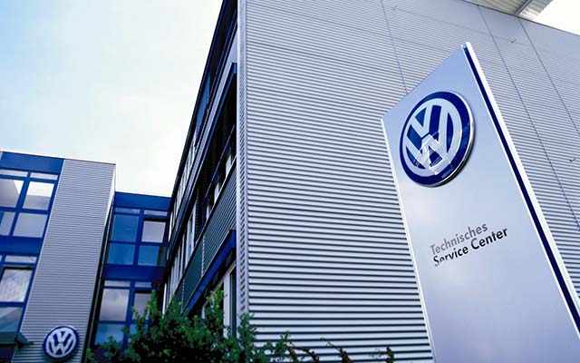 VW posts first loss in more than decade on account of fraud