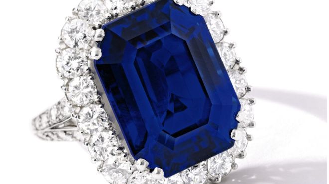 Sotheby’s Jewel sale breaks record!-OneWorldNews