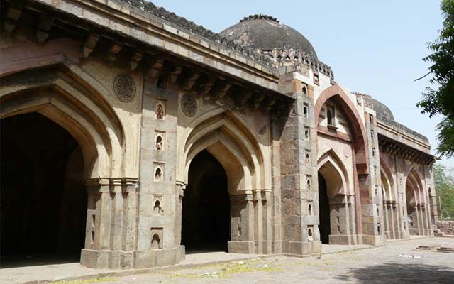 Moth ki Masjid – an island of solace in Delhi