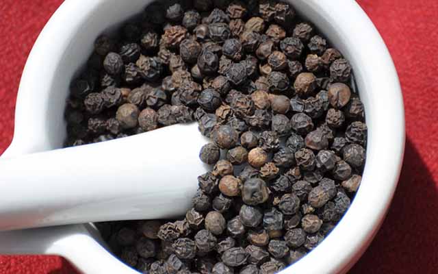 Do you know black pepper is an awesome spice?