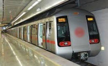 Delhi metro will soon install screen doors on platforms
