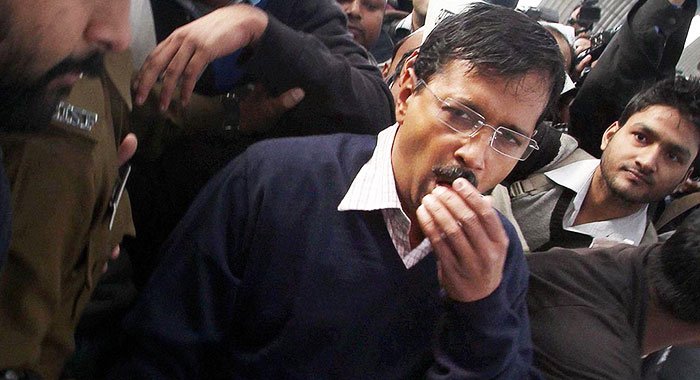 केजरीवाल नेचुरोपैथी के लिए फिर जाएंगे विपश्यना