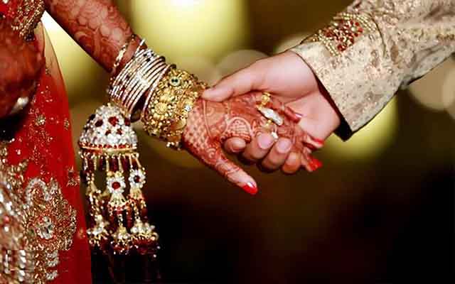 Why are divorce rates increasing in India?