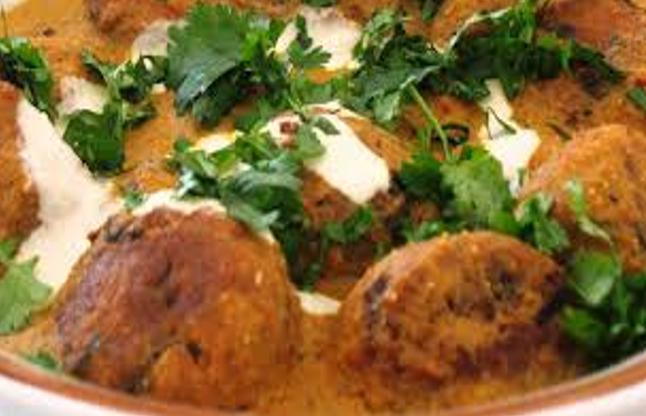 RECIPIE FOR MUTEER KOFTA CURRY