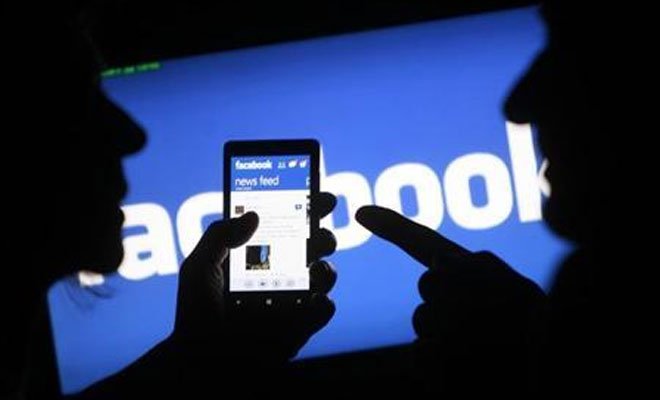 Your FB pictures could be stolen to promote online porn!
