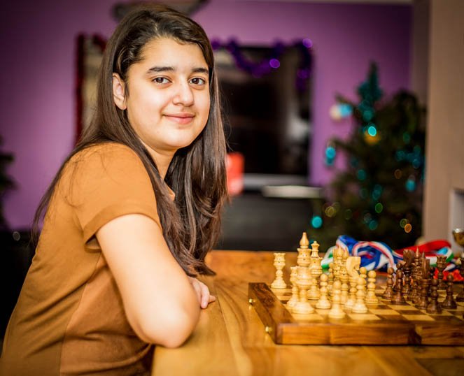 11year old girl scores higher IQ than Einstein!