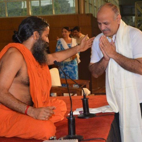 Yoga Guru Baba Ramdev's special training for Delhi teachers!