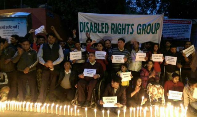 Disable right group