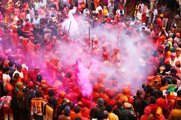 mathura holi