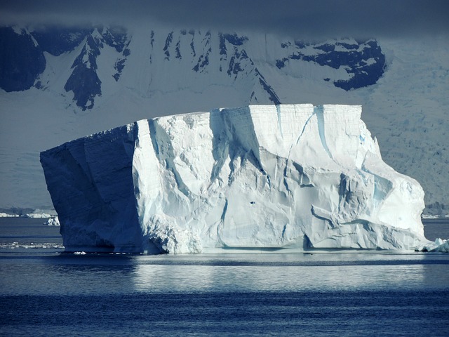 antarctica melting ice