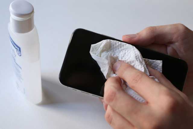 how to sanitize phones