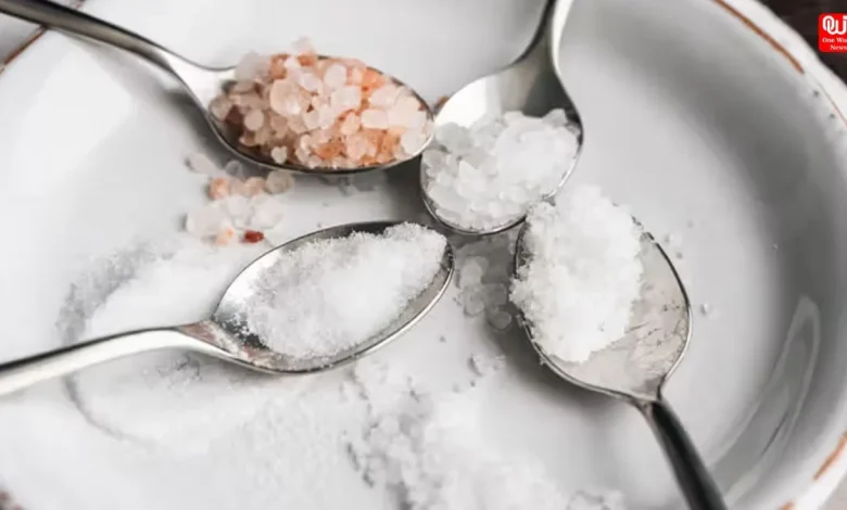 Black-Salt-vs-White-Salt