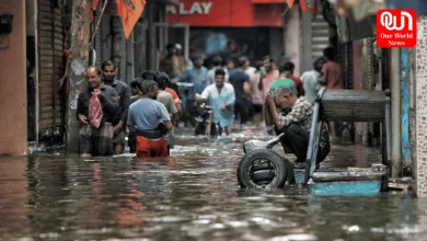 Delhi turns into swimming pool