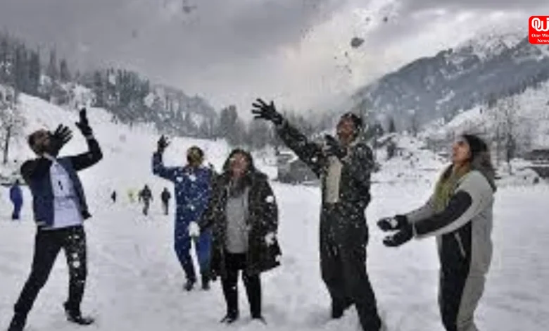 Snowfall Blankets Mountains Kashmir to Uttarakhand Turn Winter Wonderland