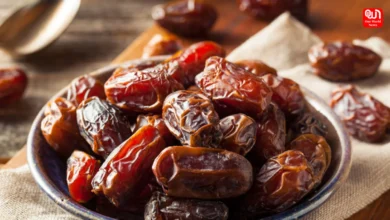 dates soaked in milk