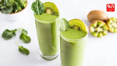 Spinach and Kale Green Smoothie