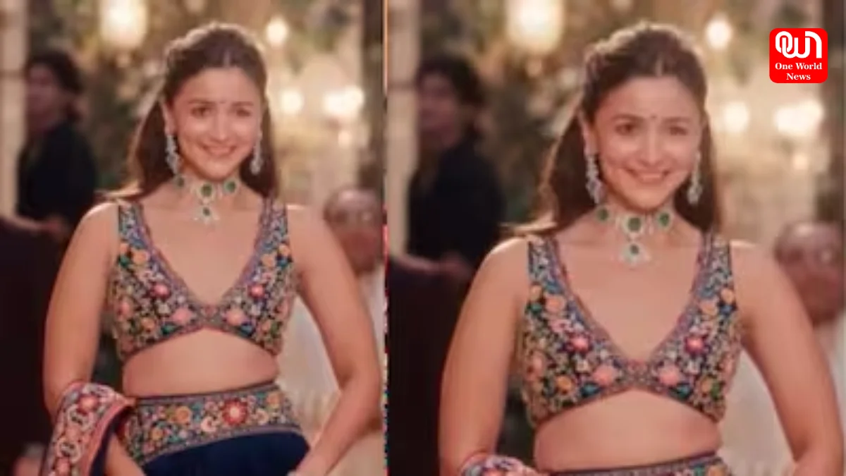 Alia Bhatt Royal Elegance, Abu Jani Sandeep Khosla, Crushed Silk Lehenga
