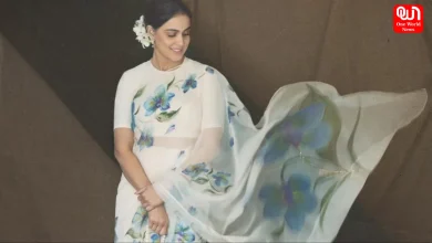 Genelia D’Souza, Floral Saree