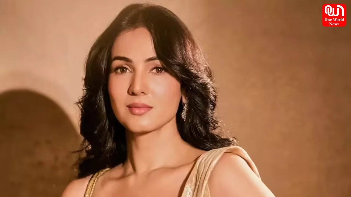 Sonal Chauhan, Dubai Amid Middle East Tensions, Help From PM Modi