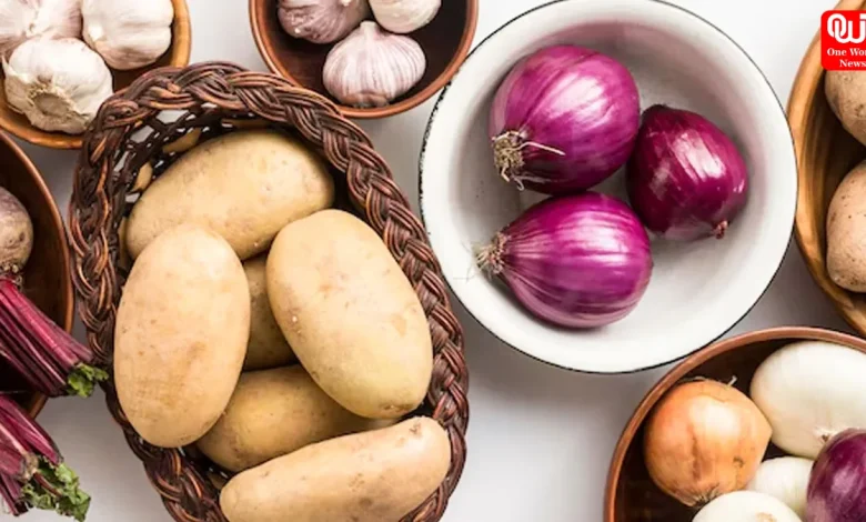 store potatoes and onions together