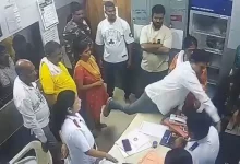 Doctor Assaulted By Shiv Sena
